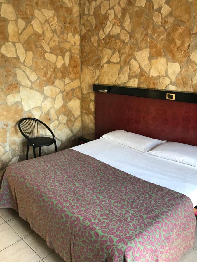 American Motel Cisterna di Latina Eksteriør bilde