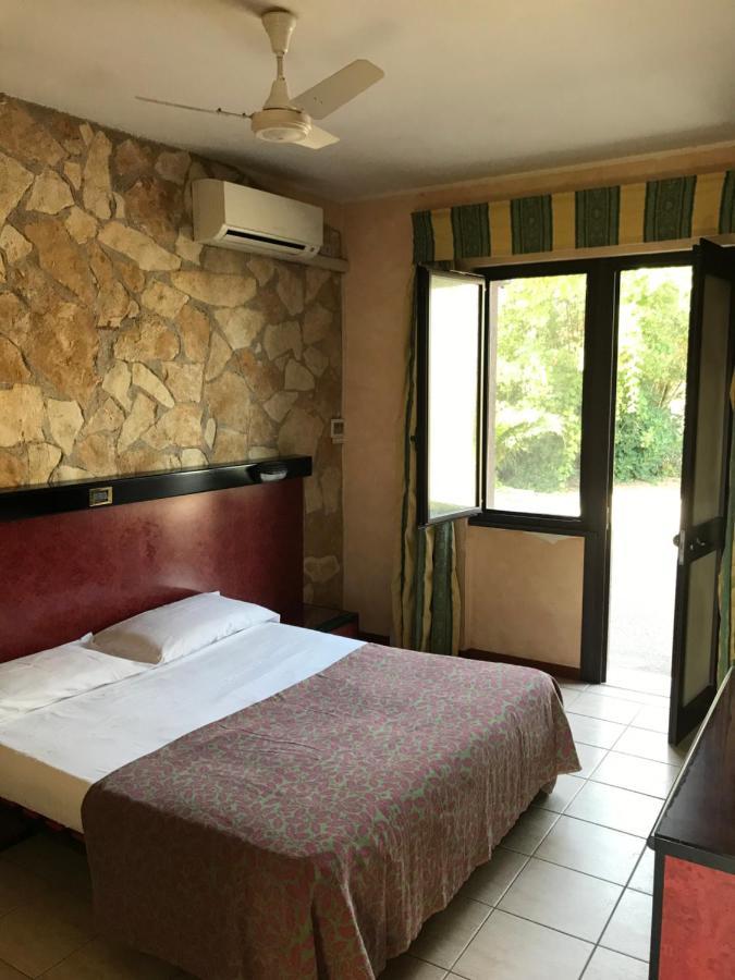 American Motel Cisterna di Latina Eksteriør bilde